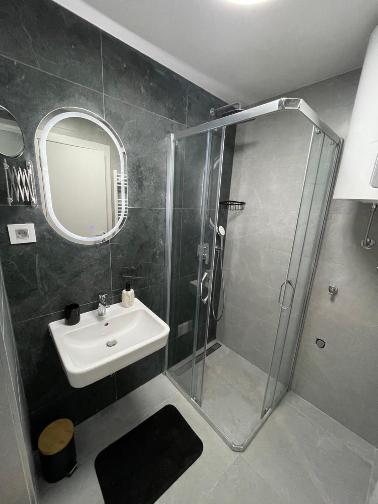 Apartment Jedro *